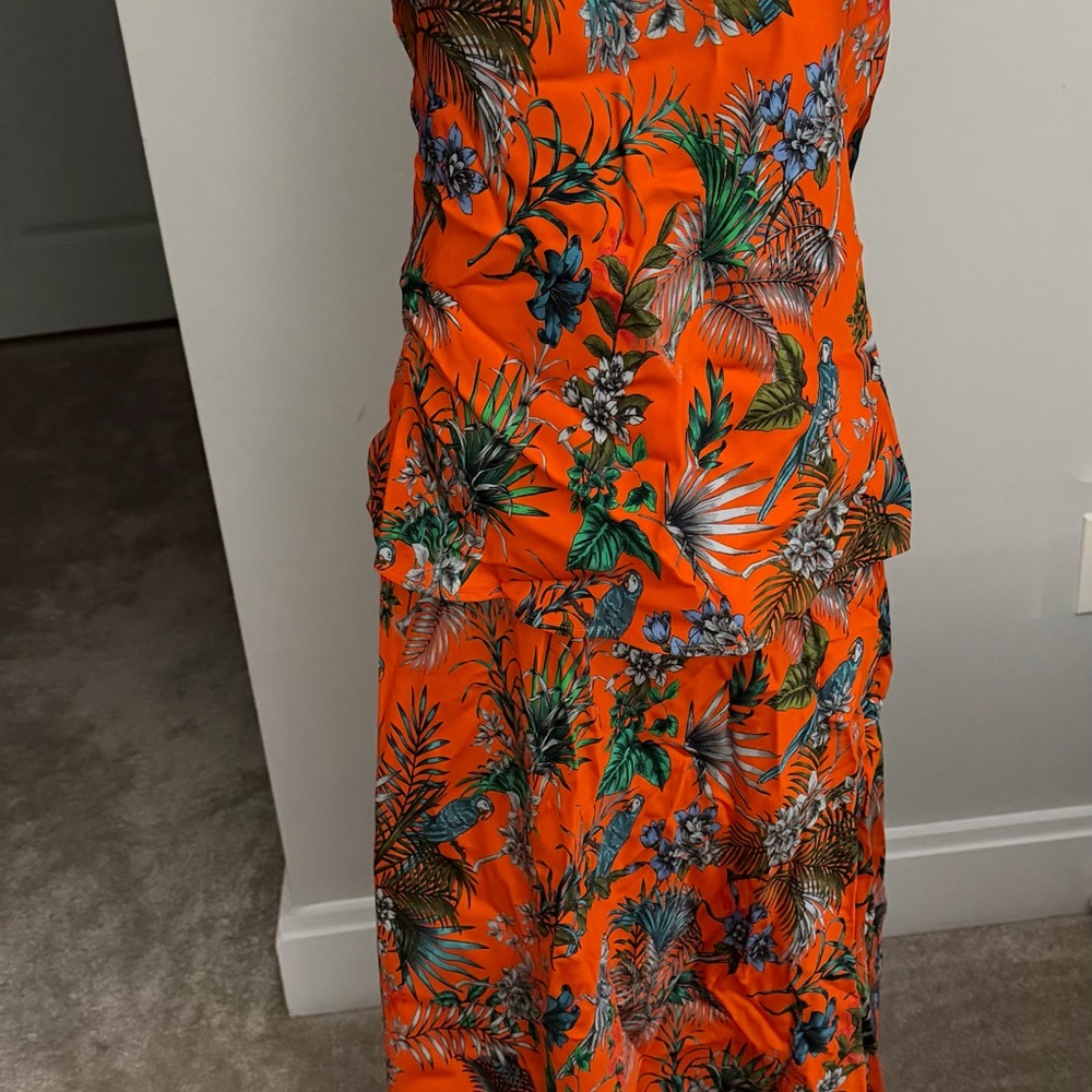 L'AGENCE Orange Multi Parrot Print matching skirt and top NWT! XS